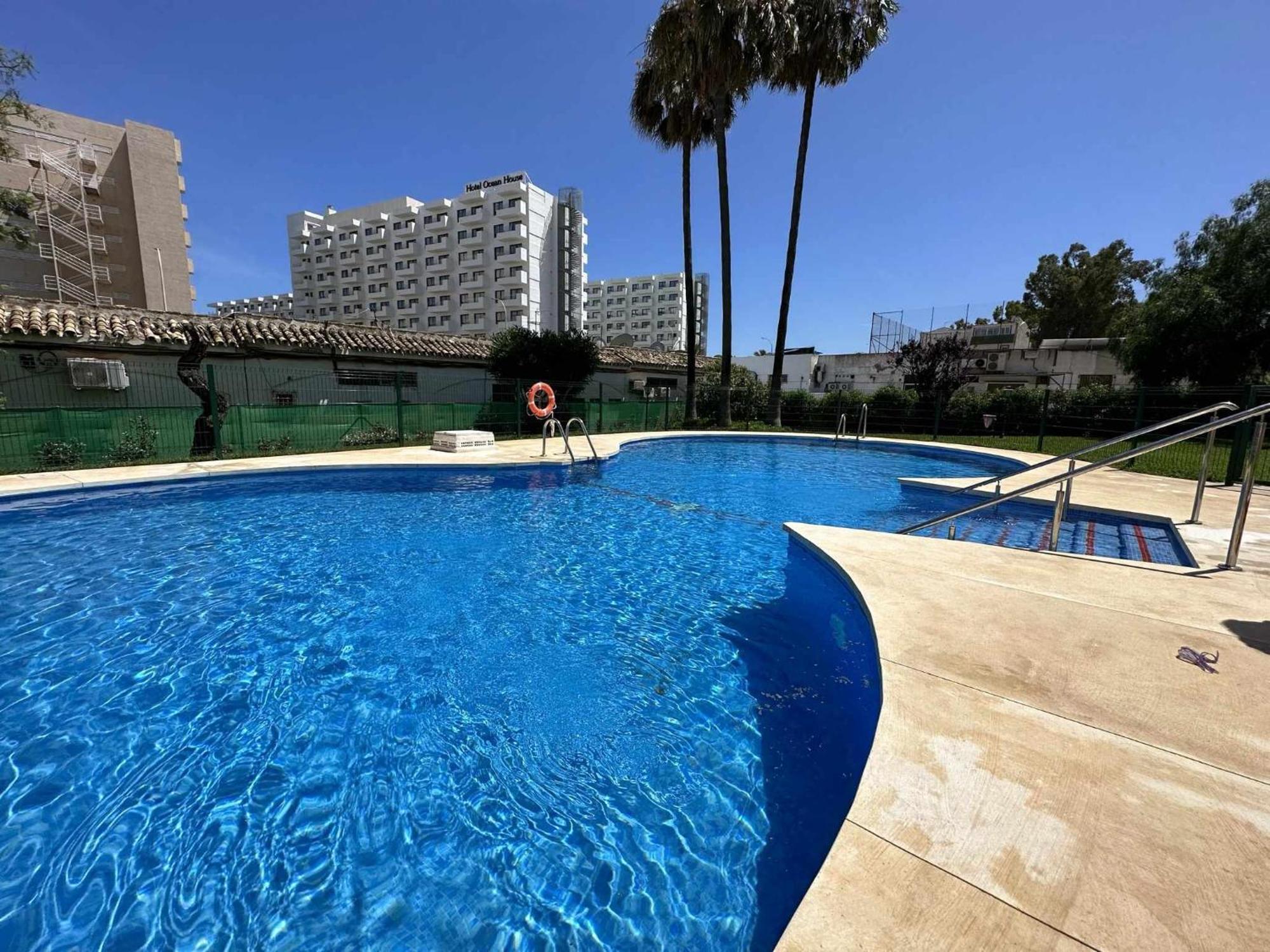 Apartamento La Carihuela A 2 Minutos De La Playa Torremolinos Zewnętrze zdjęcie